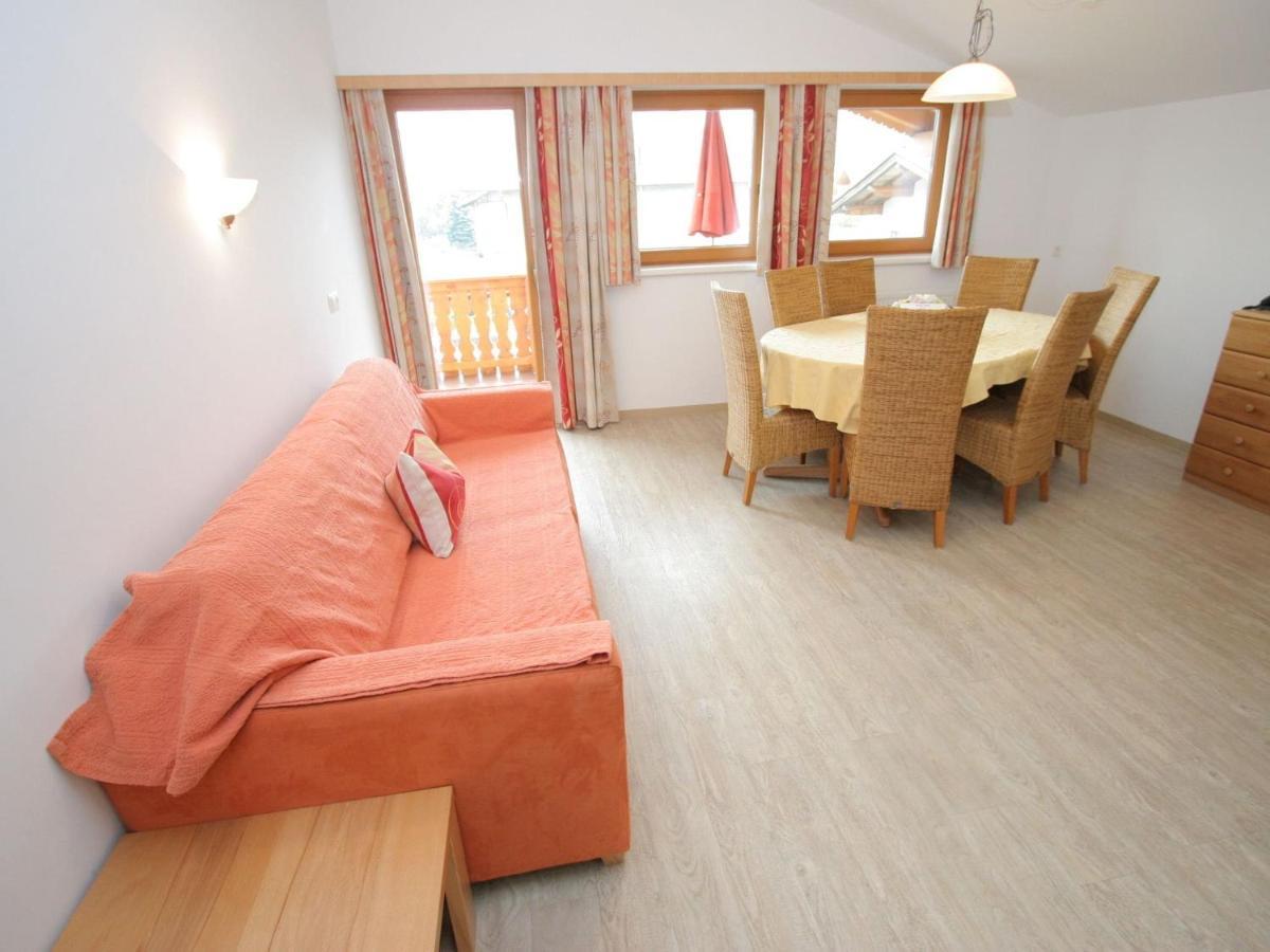 Spacious Holiday Flat Close To The Ski Area Uderns Zewnętrze zdjęcie