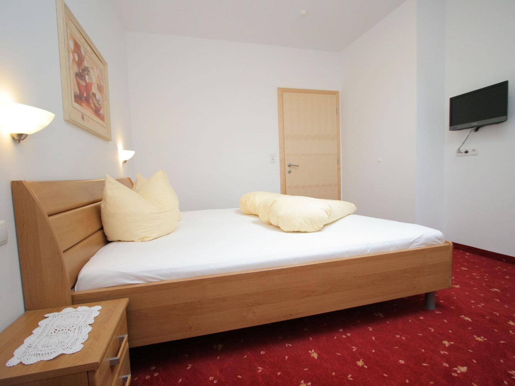 Spacious Holiday Flat Close To The Ski Area Uderns Zewnętrze zdjęcie